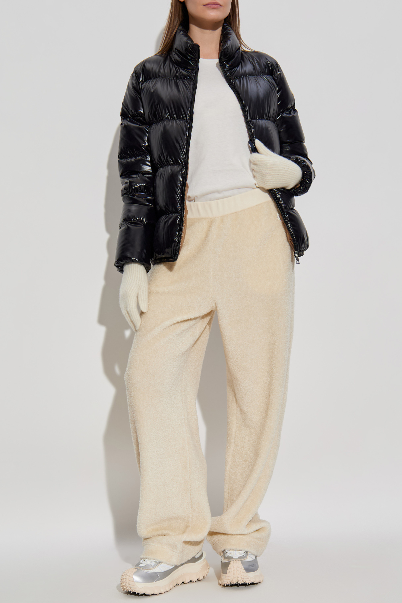 ◆シンプルで使いやすい◆ Moncler Abbadia Moncler ABBADIA ショートダウンジャケット Beige – ウィーン